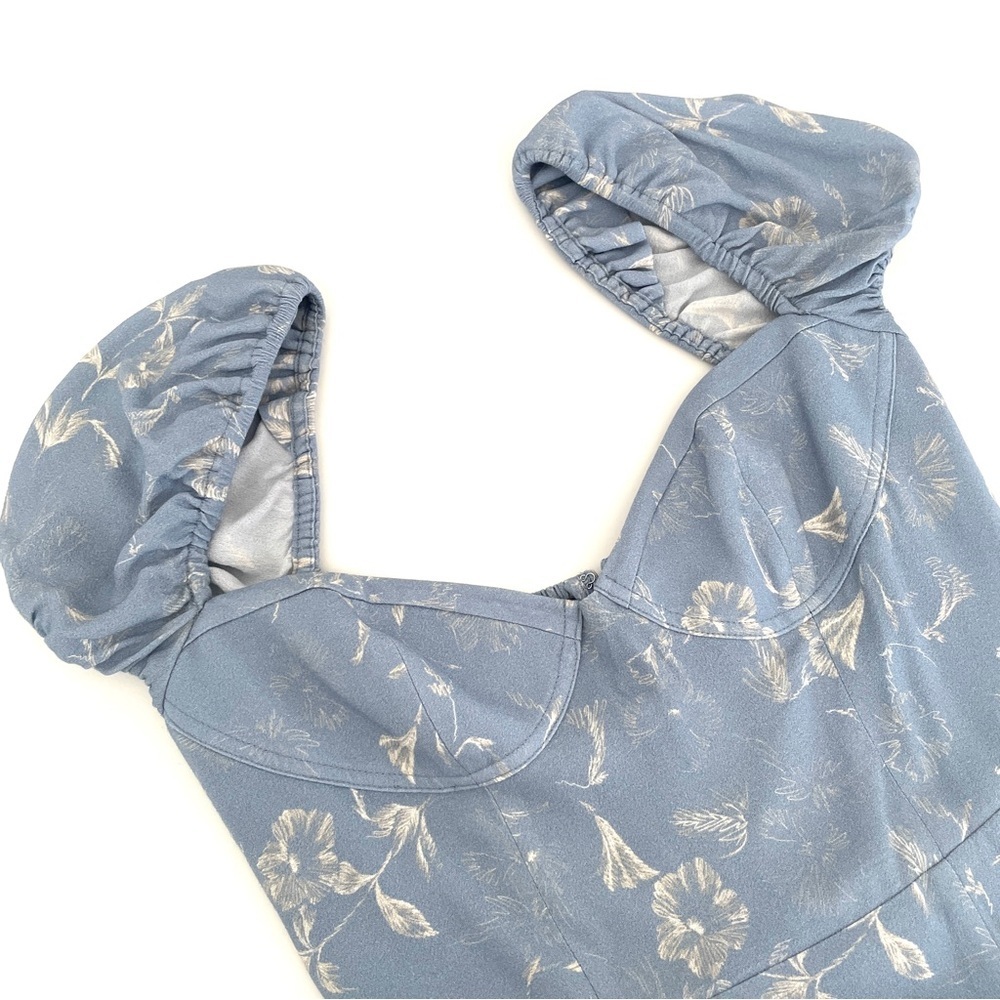 Aritzia Sunday Best Savannah Dress in Dune Blue Whisper White - Picture 5 of 13